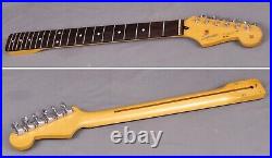 1992-1993 Vintage Fender Squier Stratocaster Maple Neck MIJ Japan 1990s
