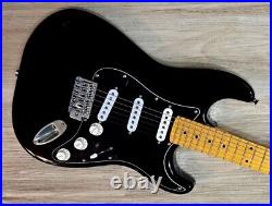 1996 Fender Stratocaster Strat & Maple Fretboard with Gilmour Mod with Padded Gigbag