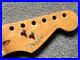 1997_Fender_American_Standard_Stratocaster_guitar_neck_01_aiu