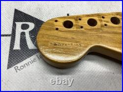 1999 Fender USA American Stratocaster Electric Guitar Neck Relic Maple