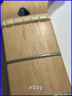 2004 Fender Stratocaster Mexico Maple Neck 21-Frets 9.5 Skunk Stripe Satin