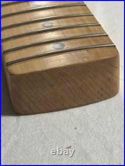 2004 Fender Stratocaster Mexico Maple Neck 21-Frets 9.5 Skunk Stripe Satin