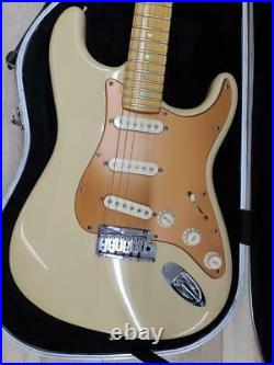 2005 Fender American Stratocaster Soft V-Neck Honey Blonde
