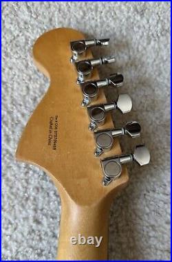 2007 Fender Starcaster Stratocaster Rosewood Neck Black Headstock Few Scrapes