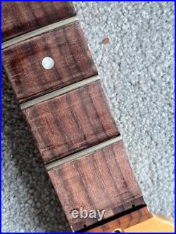 2009 Fender American Deluxe Stratocaster guitar neck USA READ 2009 Fender American Deluxe Stratocaster guitar neck USA READ