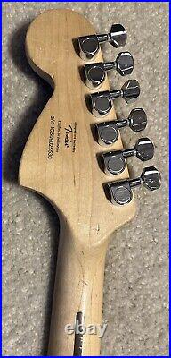 2009 Fender Starcaster Stratocaster Rosewood Neck Black Headstock GOOD