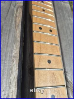 2015 Fender Stratocaster Deluxe Player Strat Neck Maple 12 Radius Medium Jumbo