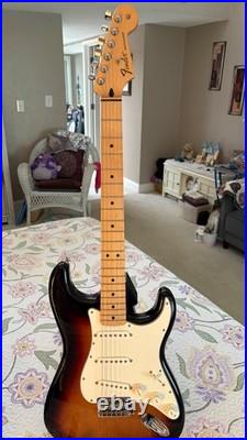 2016 Fender Standard Stratocaster MIM Sunburst Maple Neck + SKB Case Clean 2016 Fender Standard Stratocaster MIM Sunburst Maple Neck + SKB Case Clean