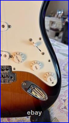 2016 Fender Standard Stratocaster MIM Sunburst Maple Neck + SKB Case Clean 2016 Fender Standard Stratocaster MIM Sunburst Maple Neck + SKB Case Clean