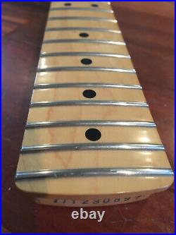 2018 Fender Player Strat Maple Neck Stratocaster 9.5 Radius Tuners