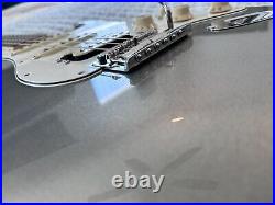 2022 American Fender Channel Bound Neck Stratocaster/silver