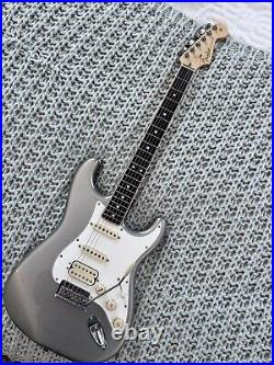 2022 American Fender Channel Bound Neck Stratocaster/silver