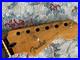 2024_70th_Anniversary_Fender_Player_Stratocaster_guitar_neck_READ_01_fkfc
