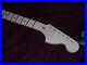 21_JUMBO_FRET_CBS_Allparts_Fender_Licensed_Strat_Neck_Maple_Vintage_Style_01_nv