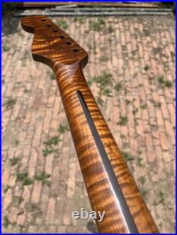 AAAA Pulley 22Fret Fender Strat Satin Roasted Flame Maple Electric guitar neck AAAA Pulley 22Fret Fender Strat Satin Roasted Flame Maple Electric guitar neck