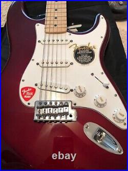 Fender 1997 MIM Stratocaster Red with Maple neck. TSA Case included. Execellent