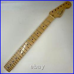 Fender American Professional Stratocaster Maple Neck 22058