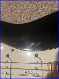 Fender American Stratocaster Maple Neck Locking Tuners Black