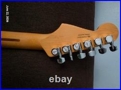 Fender American Ultra Stratocaster neck Maple/Maple Satin Locking Tuners
