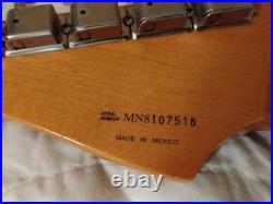 Fender Classic 50's Stratocaster Flamed Maple Neck Hard Tweed Case Fender Strap