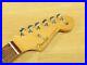 Fender_Classic_60s_62_Stratocaster_Neck_Tuners_Pao_Ferro_Strat_Neck_Tuning_Pegs_01_pii