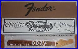 Fender Player Series Strat Maple Pau FerroNeckReverse HSC22 MJ9.5New