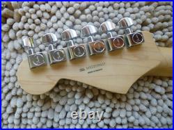 Fender Player Stratocaster Strat Neck 2022 & Tuners Maple Board 22 Frets Great