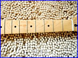 Fender Player Stratocaster Strat Neck Tuners Maple Board 22 Frets Exceptional