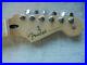 Fender_Players_Stratocaster_Strat_Neck_and_Tuners_Maple_Board_2022_22_Frets_01_yhs