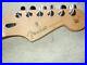 Fender_Players_Stratocaster_Strat_Neck_and_Tuners_Maple_Board_2023_22_Frets_01_wmtt