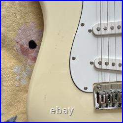 Fender Squier Stratocaster White Electric Guitar Maple Neck/Fretboard
