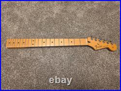 Fender Statocaster Maple Neck MO20409688 Serial MX10272964