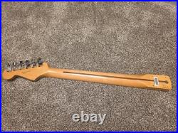 Fender Statocaster Maple Neck MO20409688 Serial MX10272964