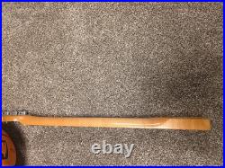 Fender Statocaster Maple Neck MO20409688 Serial MX10272964