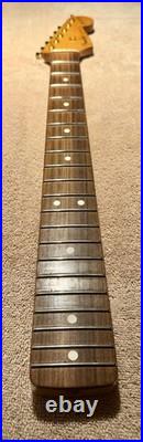 Fender Stevie Ray Vaughan Maple neck with Pau Ferro fretboard and Gold Tuners