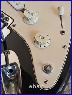 Fender Stratocaster Electric Guitar Black Maple Neck MIM MZ3 Serial