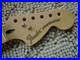 Fender_Stratocaster_Strat_DELUXE_70_s_Headstock_12_Radius_Maple_Fretboard_01_vumw