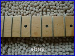 Fender Stratocaster Strat DELUXE 70's Headstock 12 Radius Maple Fretboard Fender Stratocaster Strat DELUXE 70's Headstock 12 Radius Maple Fretboard