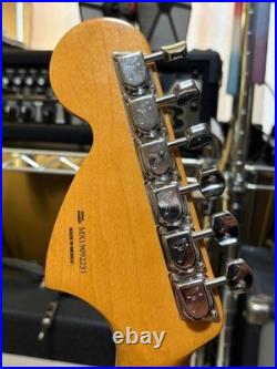 Fender Vintera'70s Stratocaster with Maple Fretboard Mocha