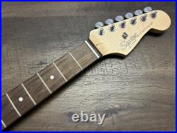 Fender squier stratocaster neck w / Tuner guitar, Stratocaster Fender squier stratocaster neck w / Tuner guitar, Stratocaster