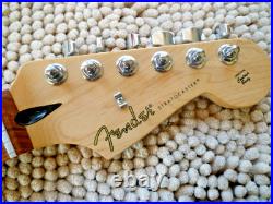 Genuine Fender Player Stratocaster Fau Ferro Neck 9.5 Radius 22 Fret & Tuners