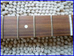 Genuine Fender Player Stratocaster Fau Ferro Neck 9.5 Radius 22 Fret & Tuners
