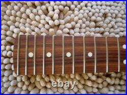 Genuine Fender Player Stratocaster Fau Ferro Neck 9.5 Radius 22 Fret & Tuners