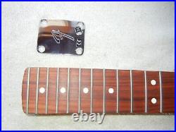 Genuine Fender Players Stratocaster Strat Neck Pau Ferro Fretboard 2018 22 Frets Genuine Fender Players Stratocaster Strat Neck Pau Ferro Fretboard 2018 22 Frets