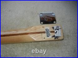 Genuine Fender Stratocaster Neck with Maple Fingerboard MIM 2006 Beautiful Grain