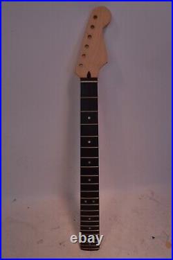 Stratocaster Strat Electric Guitar Neck Maple/Rosewood MM 2900 R Fender Licensed