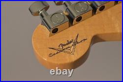 Vintage Fender Custom Shop Reissue Stratocaster Maple Neck Custom Classic USA